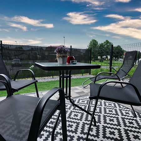 Apartament Emi Zator By Housine Exterior photo